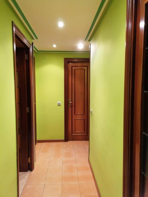 Apartamento Para 6 Personas En Barbastro Eksteriør bilde